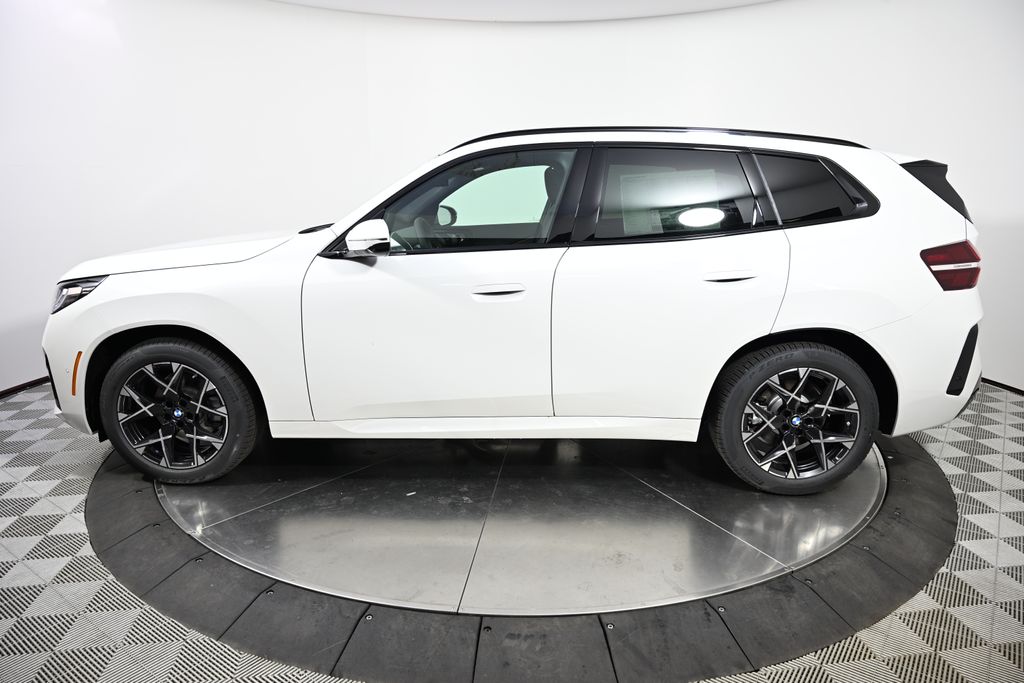 Thumbnail: 2026 BMW X3 - 2