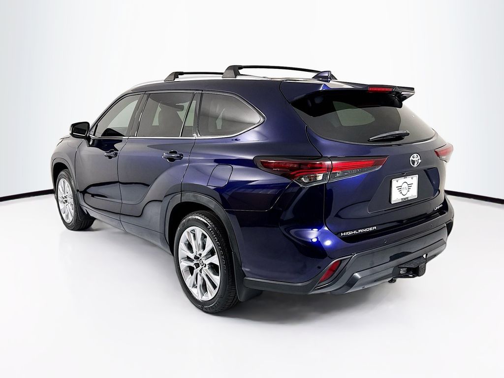 Thumbnail: 2024 Toyota Highlander - 7
