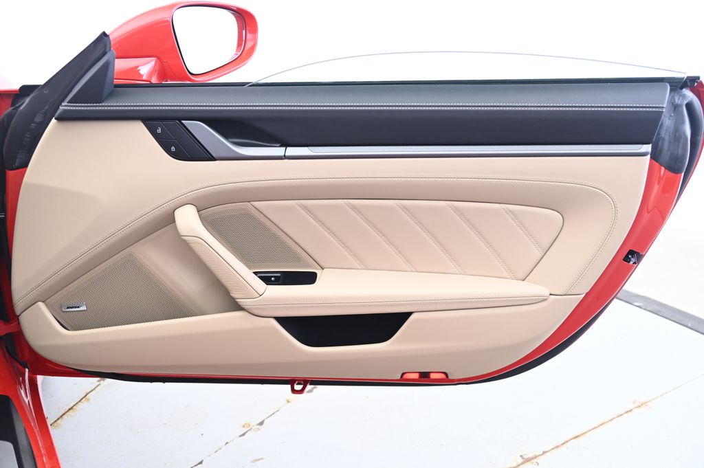 Thumbnail: 2024 Porsche 911 - 16