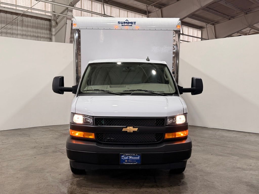 2025 Chevrolet Express 3500 Work Van