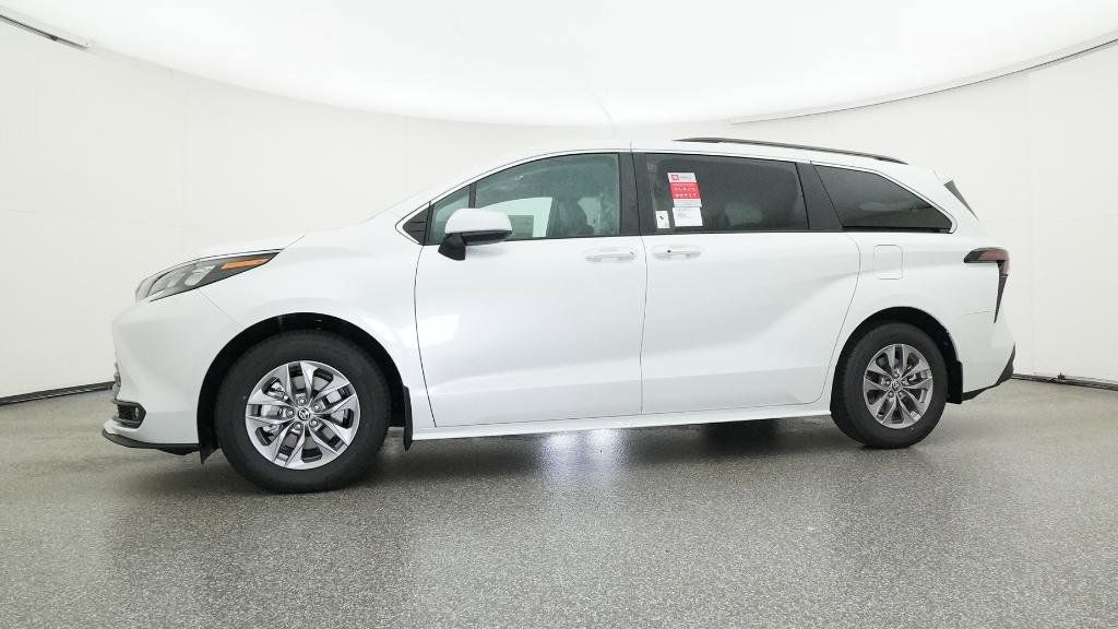 Thumbnail: 2025 Toyota Sienna - 29