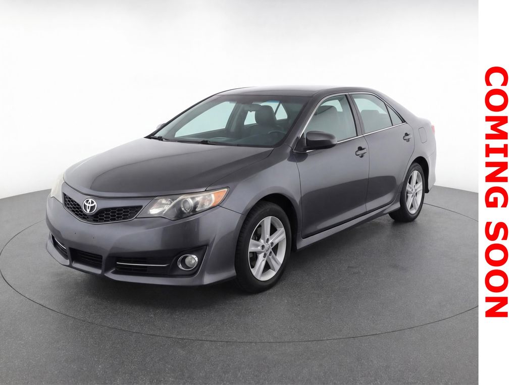 2014 Toyota Camry SE