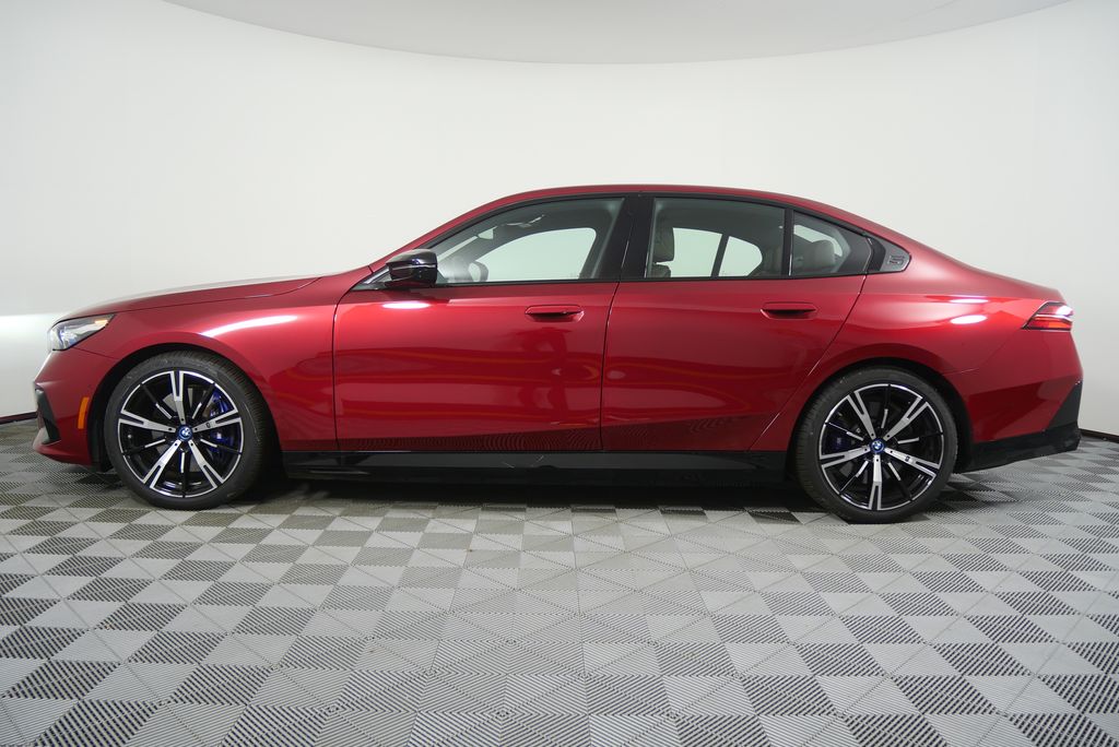 Thumbnail: 2025 BMW i5 - 6