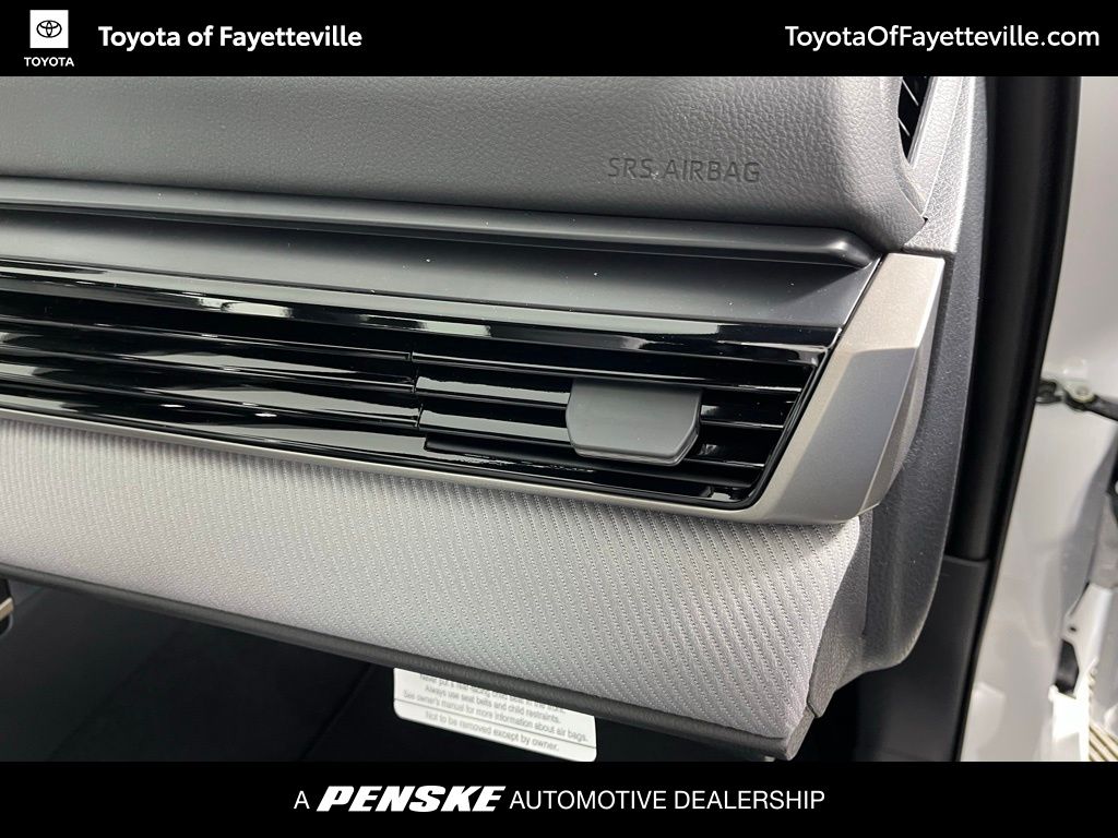 Thumbnail: 2026 Toyota Camry - 10