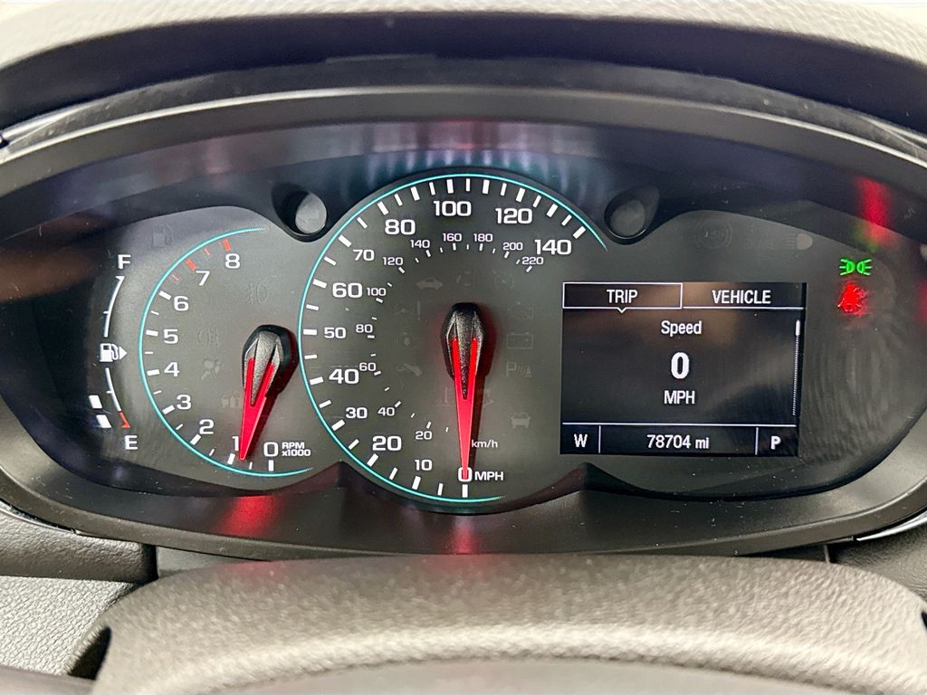 Thumbnail: 2019 Chevrolet Trax - 32