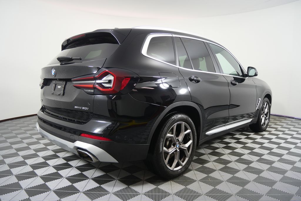 Thumbnail: 2023 BMW X3 - 3