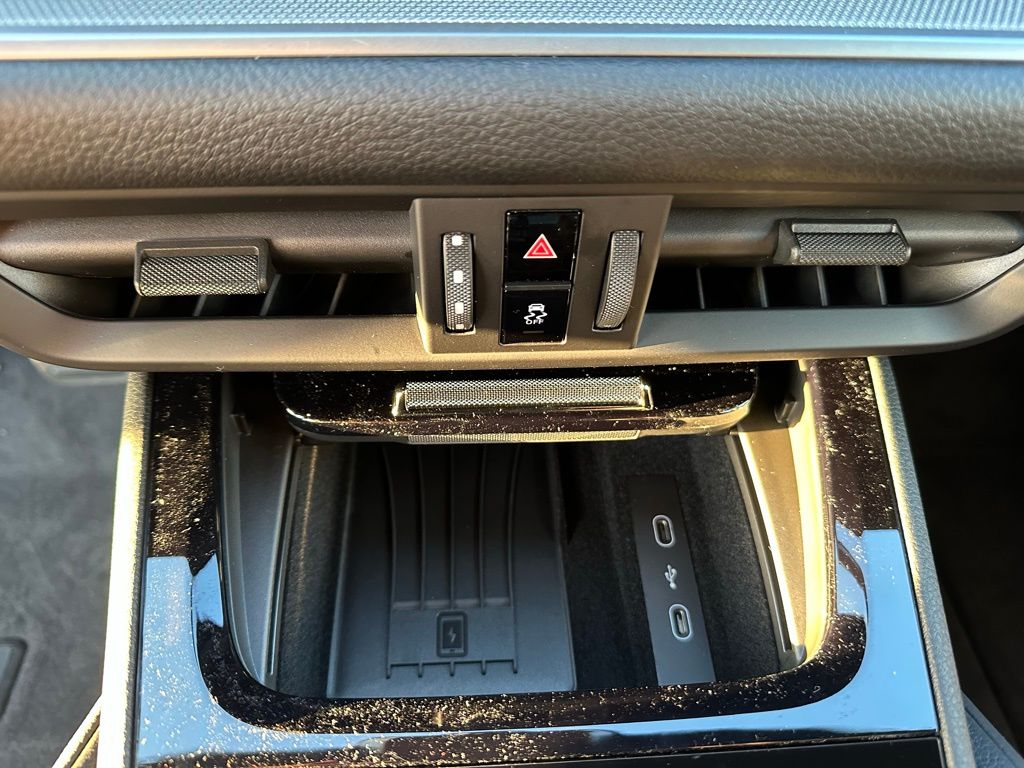 Thumbnail: 2026 Porsche Cayenne - 26