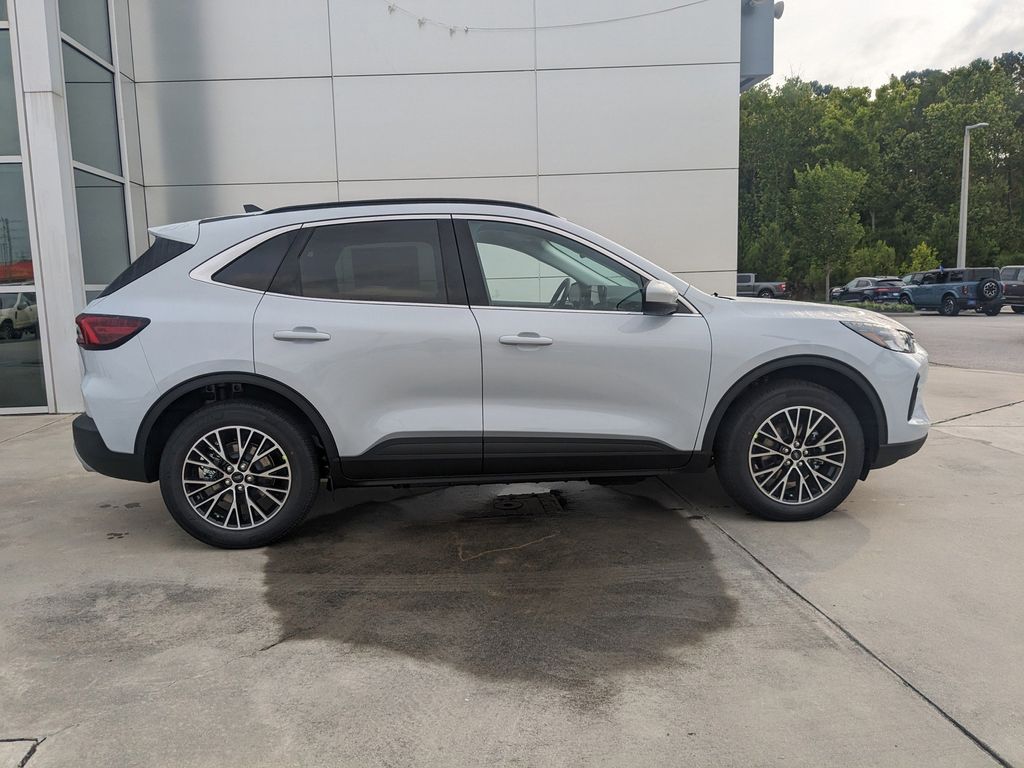 2025 Ford Escape PHEV