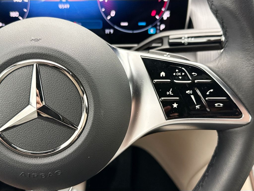 Thumbnail: 2026 Mercedes-Benz GLC - 12