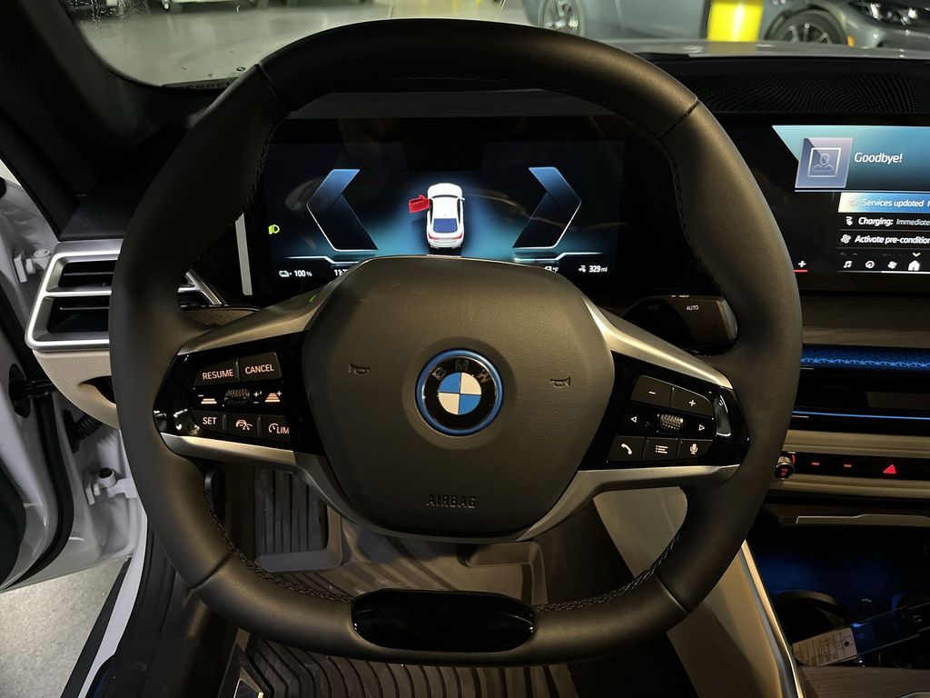 2025 BMW i4 xDrive40 14