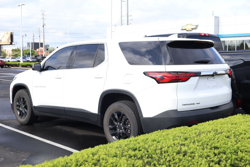 2022 Chevrolet Traverse LS 8