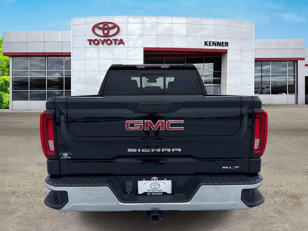 2022 GMC Sierra 1500 SLT - 4