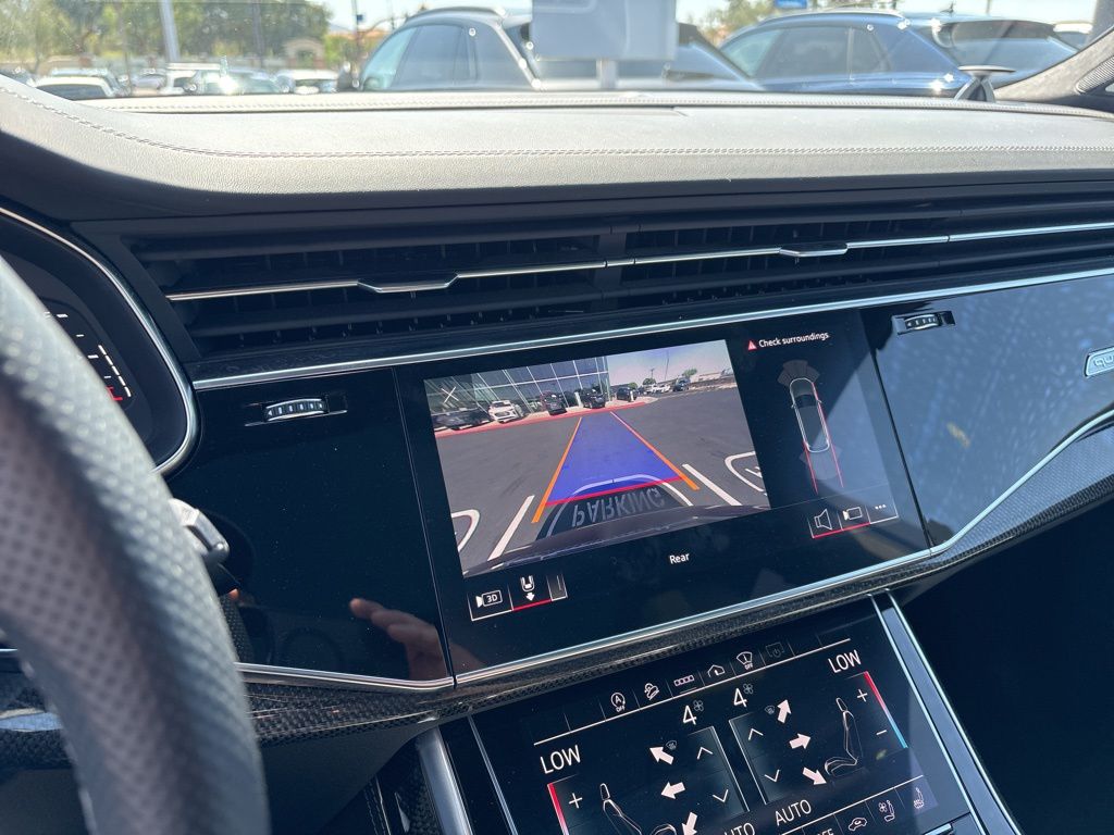 2021 Audi SQ7 Prestige 10