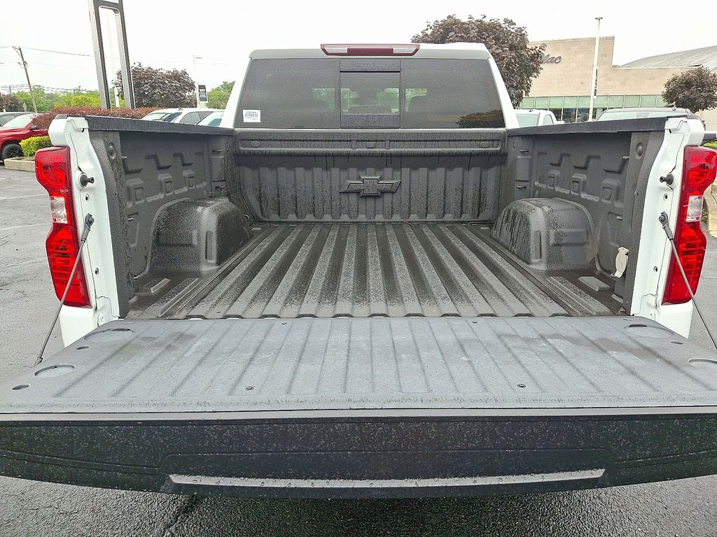 Thumbnail: 2022 Chevrolet Silverado 1500 - 28