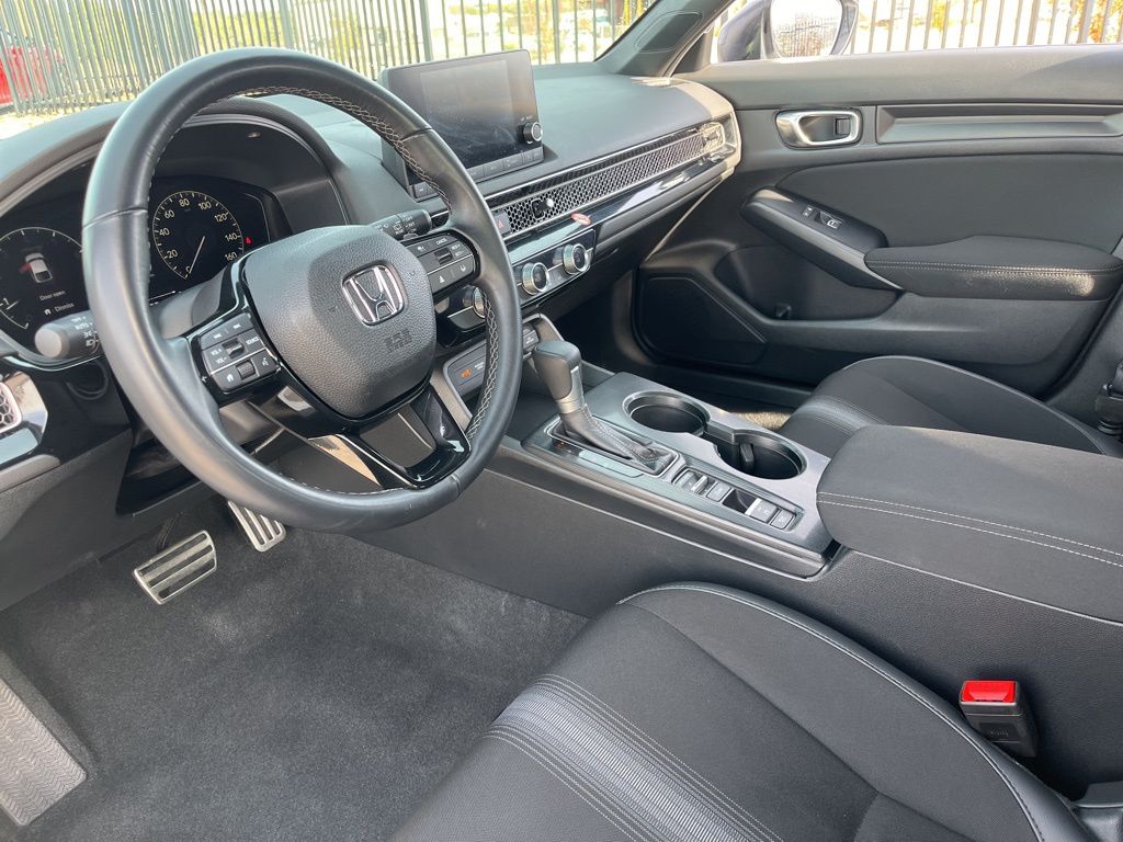 Thumbnail: 2024 Honda Civic - 18