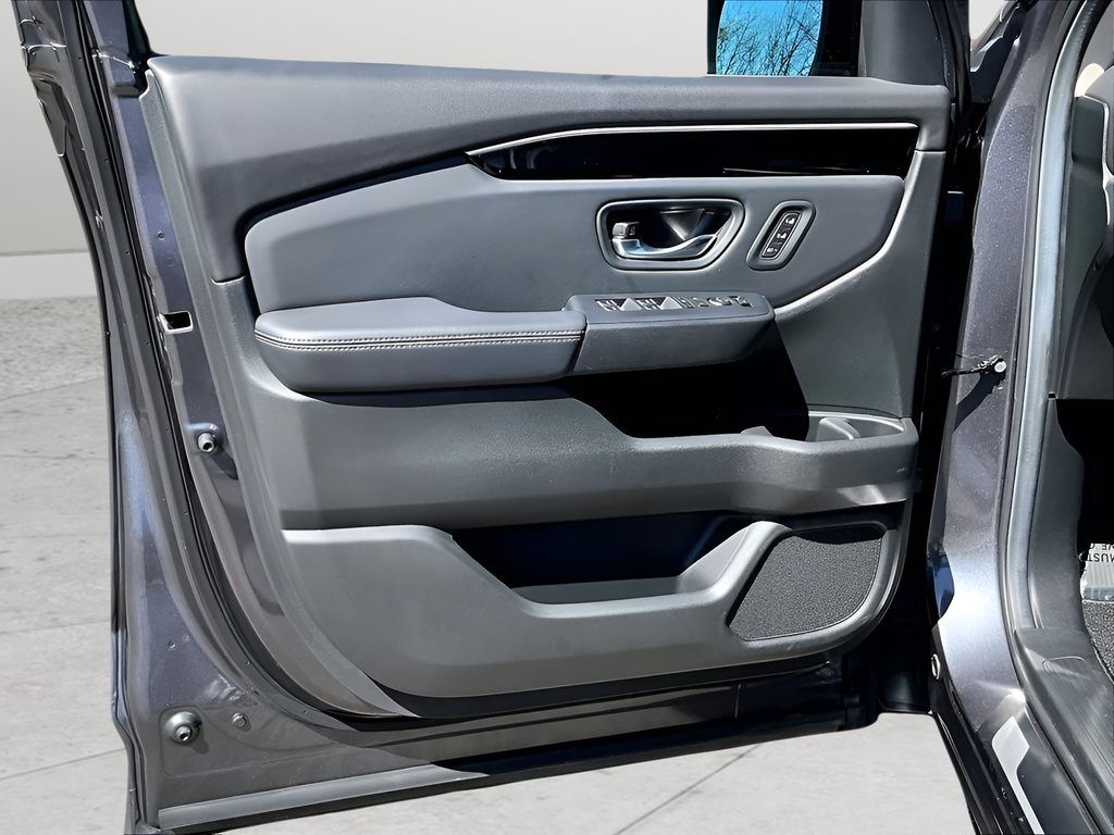 Used 2025 Honda Pilot EX-L 4D Sport Utility