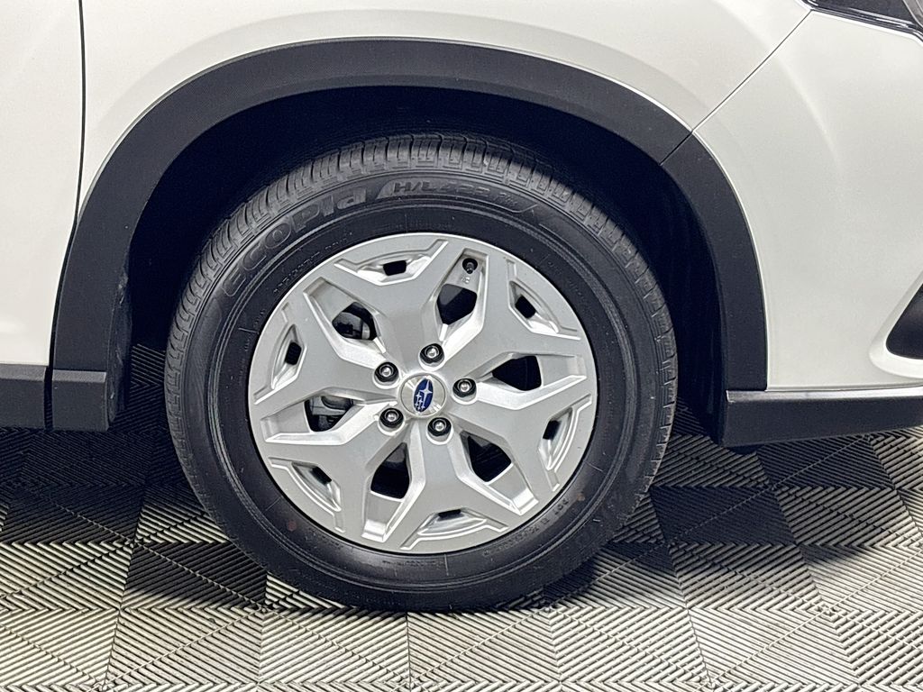 2023 Subaru Forester Base