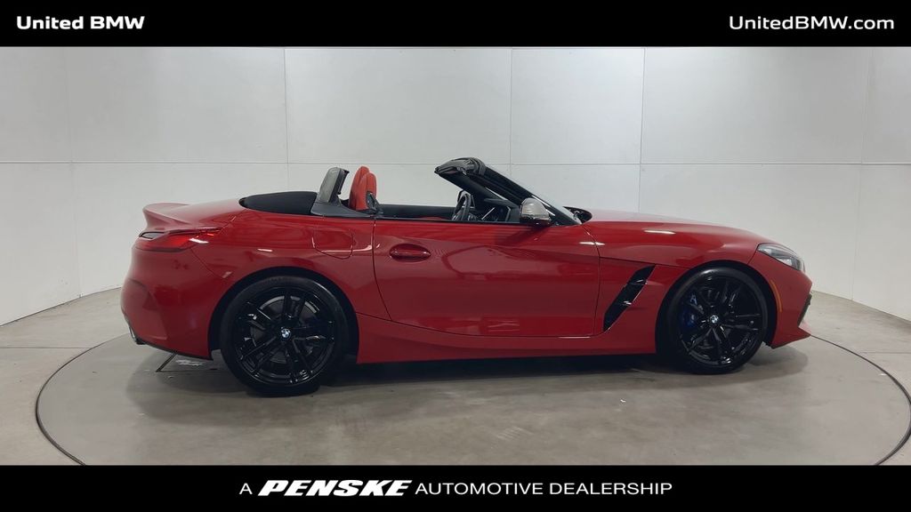 2024 BMW Z4 M40i 9