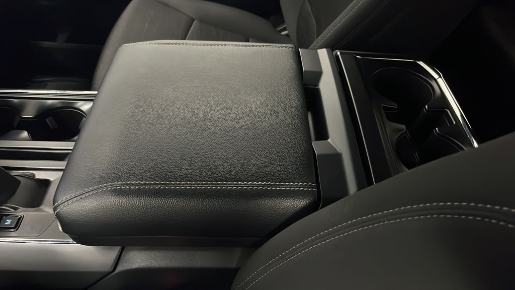 Used 2025 Carbonized Gray Metallic Ford XLT image 19