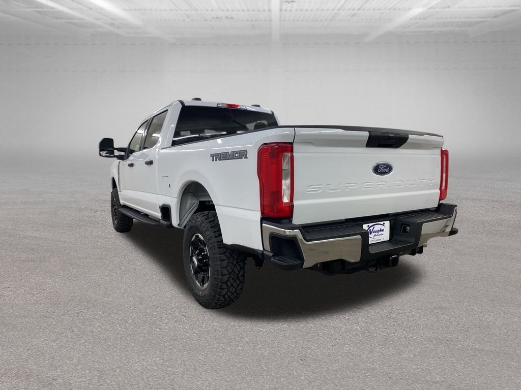 2025 Ford F-250SD XLT photo