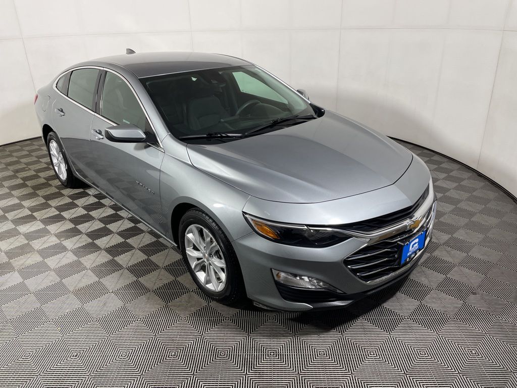 2024 Chevrolet Malibu LT with 1LT FWD