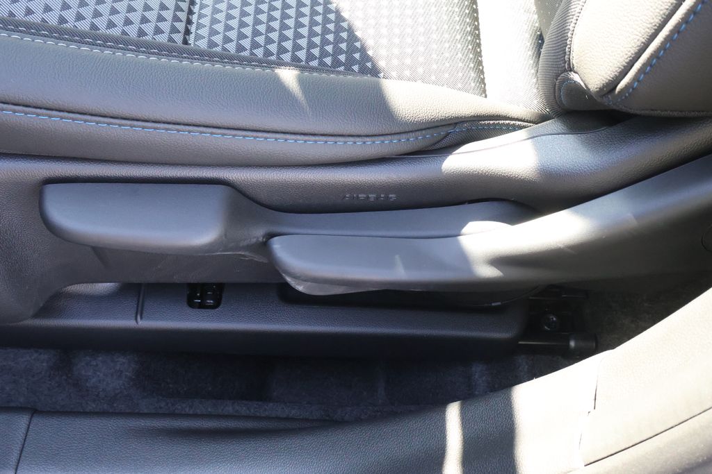 Thumbnail: 2026 Chevrolet Trax - 17