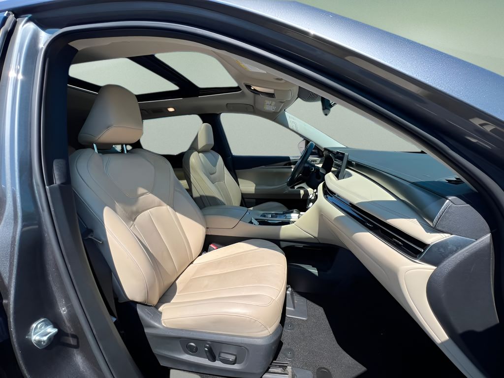 Used 2023 Infiniti QX60 SUV