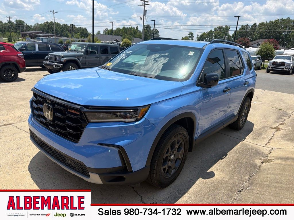 Diffused Sky Pearl 2025 Honda Pilot SUV / Crossover All-Wheel Drive Automatic