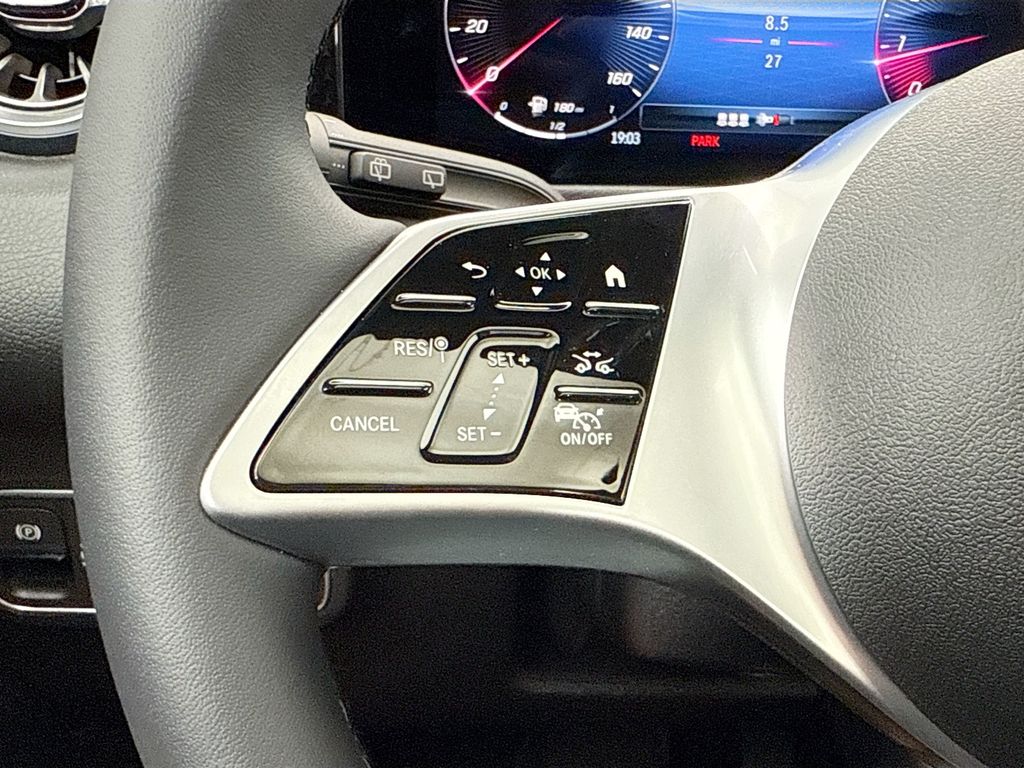 Thumbnail: 2026 Mercedes-Benz GLB - 12