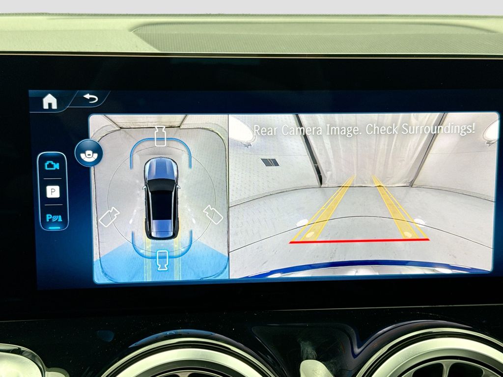 Thumbnail: 2026 Mercedes-Benz GLB - 15