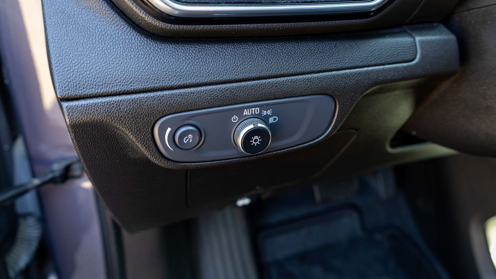 Used 2022 Chevrolet Bolt EUV LT 4D Sport Utility