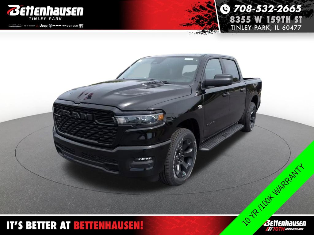 Diamond Black Crystal Pearlcoat 2026 RAM 1500 Pickup Truck Four-Wheel Drive 8-Speed Automatic