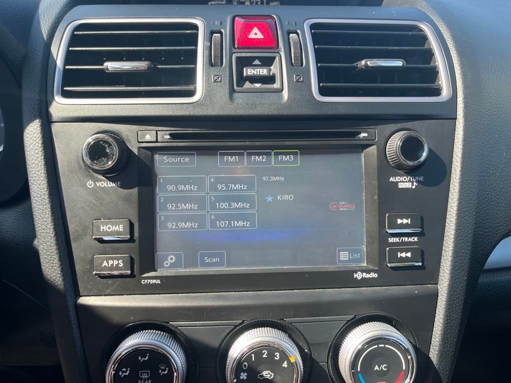 2018 Ice Silver Metallic Subaru Forester 2.5i AWD SUV