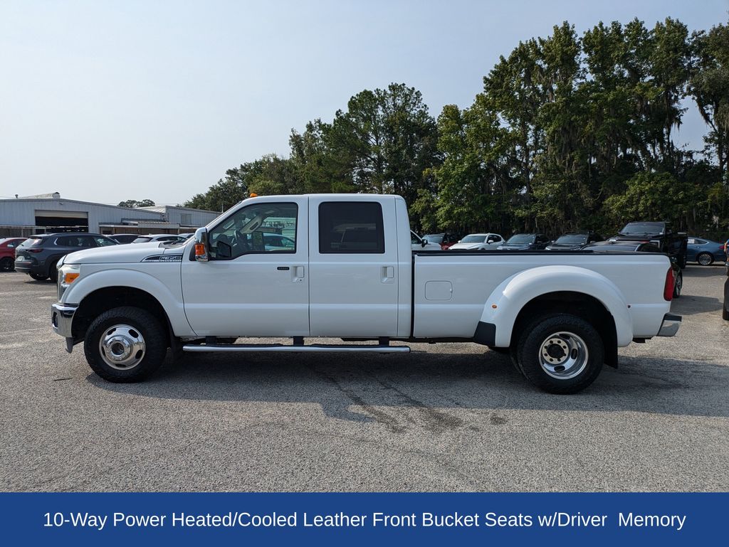 2016 Ford F-350 Super Duty LARIAT