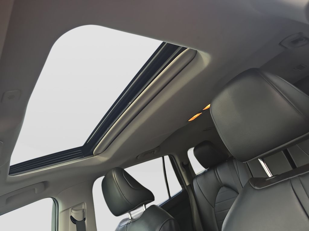 Used 2023 Toyota Highlander SUV