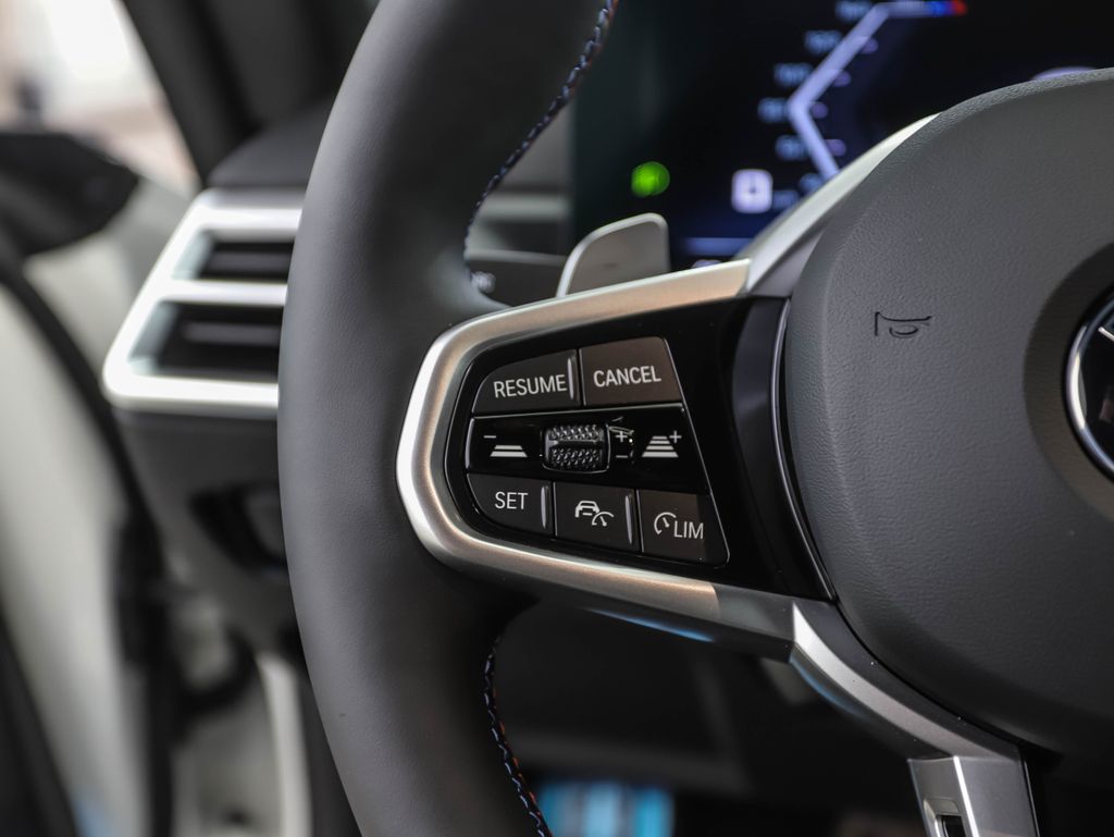 Thumbnail: 2025 BMW 2 Series - 12