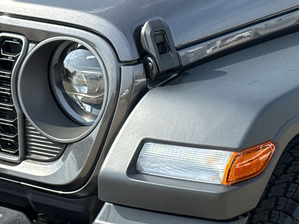 New 2026 Jeep Wrangler SUV