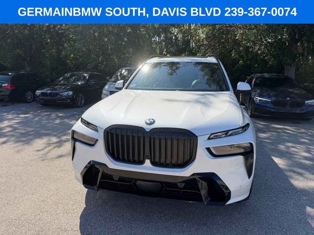 Used 2023 White BMW xDrive40i image 3