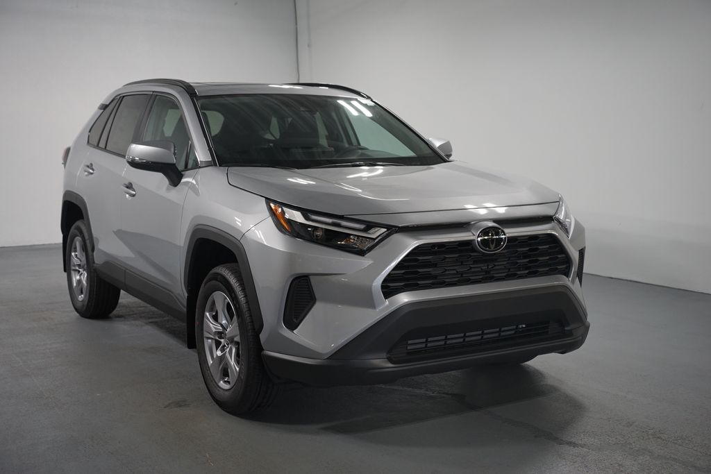 Thumbnail: 2025 Toyota RAV4 - 3