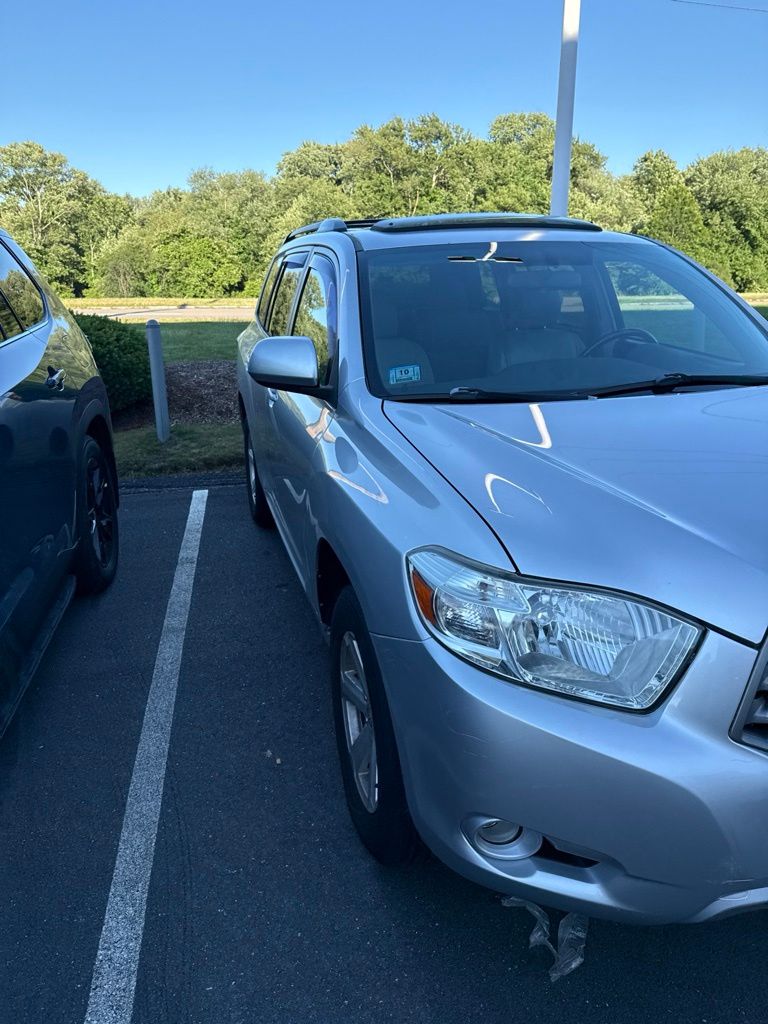 2010 Toyota Highlander — photo 10