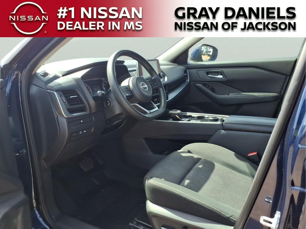 Used 2024 Nissan Rogue SUV