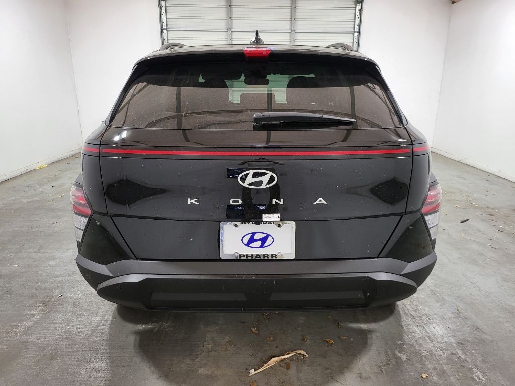 2024 Hyundai Kona SEL 3