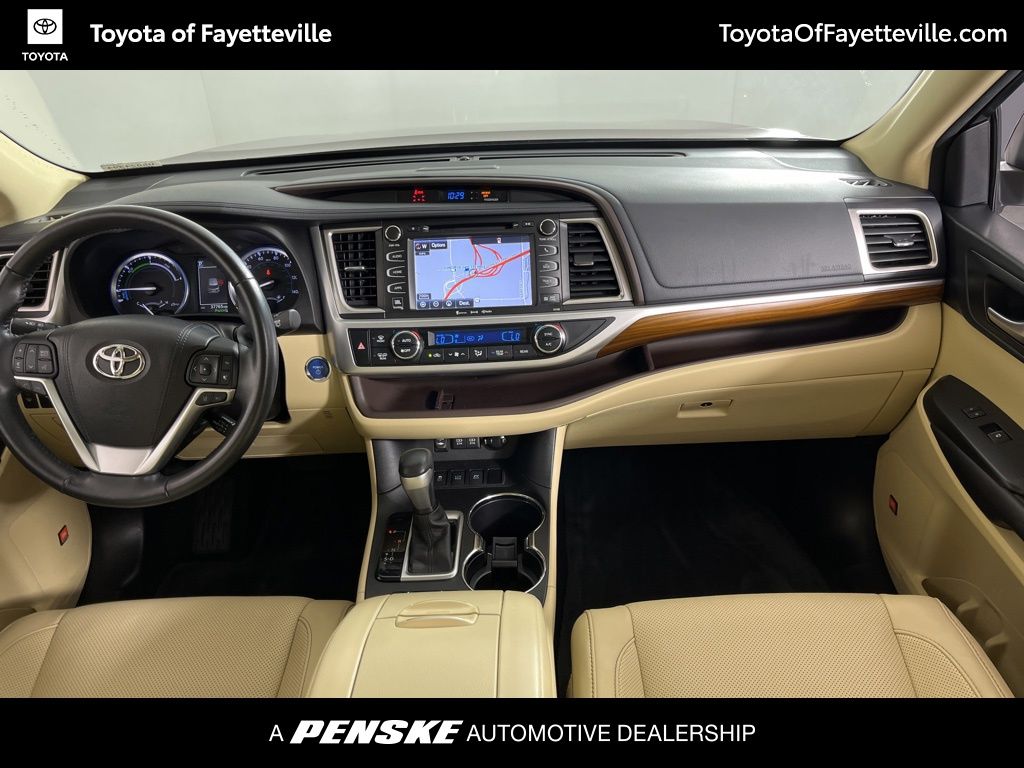 2017 Toyota Highlander Limited 22
