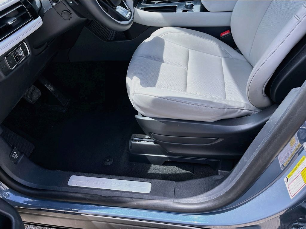 2025 Lincoln Aviator Premiere Blue at Don McGill Toyota