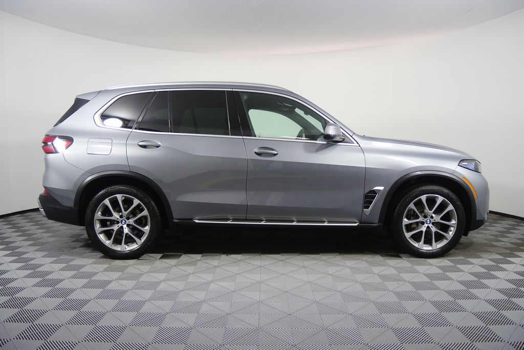 Thumbnail: 2025 BMW X5 - 2