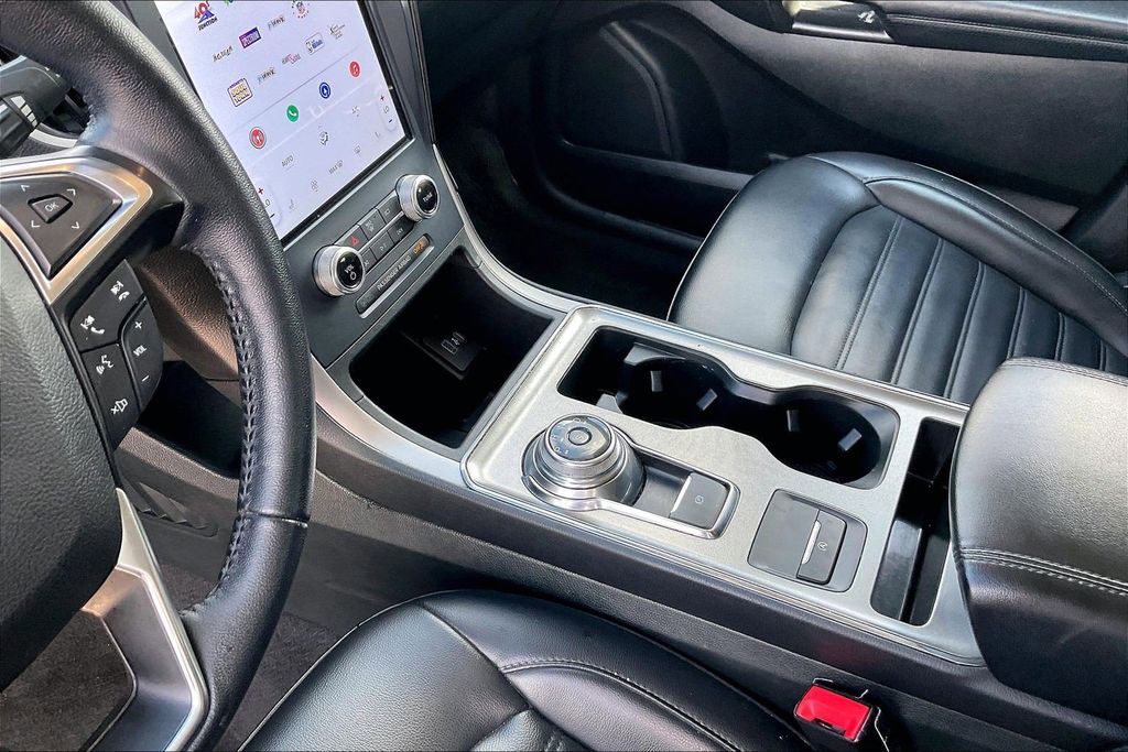 Used 2022 Ford Edge SEL 4D Sport Utility