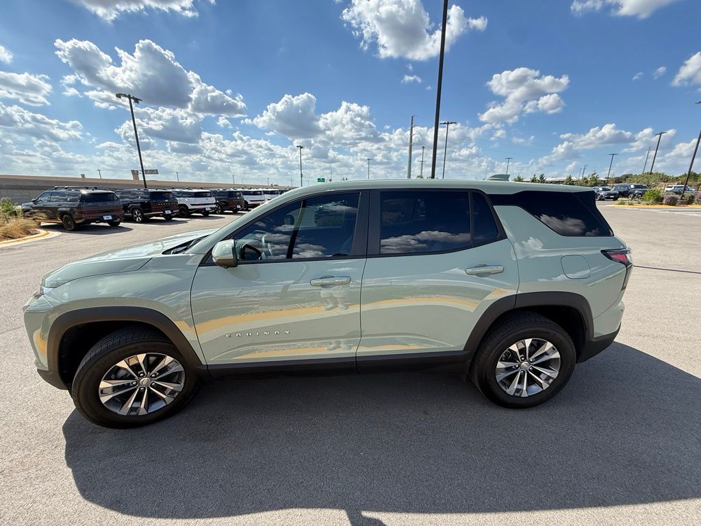 Thumbnail: 2026 Chevrolet Equinox - 4