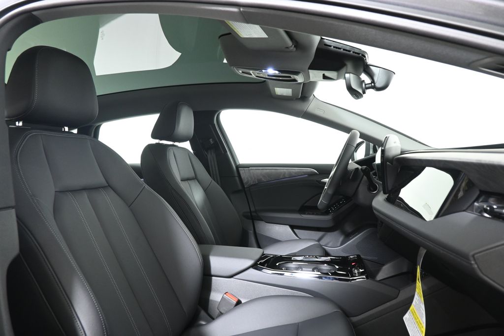 Thumbnail: 2025 Audi A6 - 22