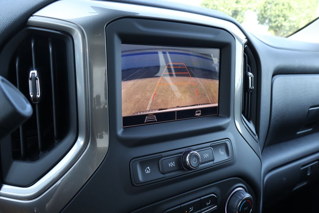 Thumbnail: 2026 Chevrolet Silverado 1500 - 25