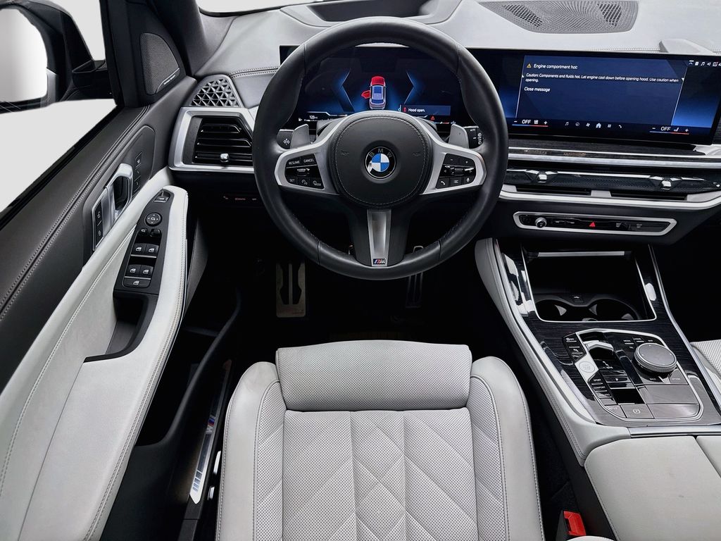 Thumbnail: 2024 BMW X5 - 10